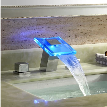 Современный светодиодный Водопадный смеситель для ванной комнаты, широко распространенный смеситель для раковины, смеситель для унитаза, Двойная ручка, Смеситель для раковины с тремя отверстиями, Разъемный тип